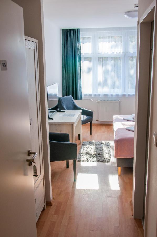 Harangtorony Szálló Kőszeg Exterior foto